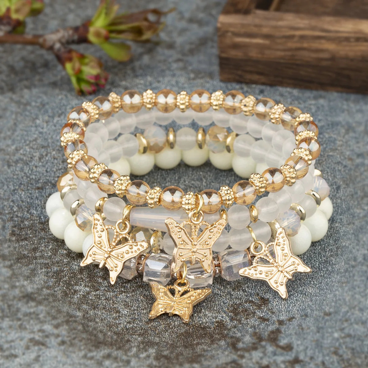 4Pcs Trendy Butterfly Beaded Bracelet Set For Women
