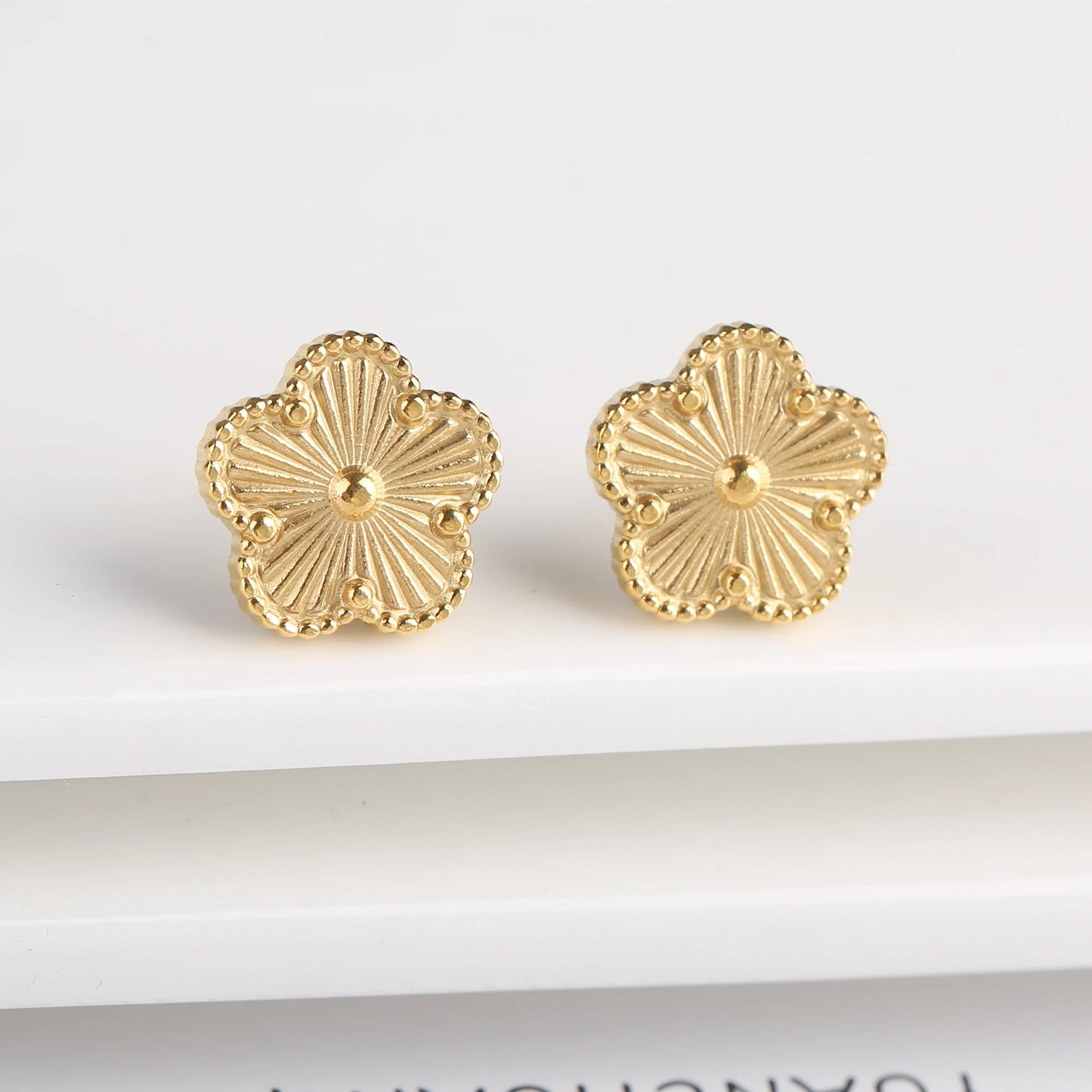 Hot Sale Stainless Steel Clover Bracelet Classic Jewelry